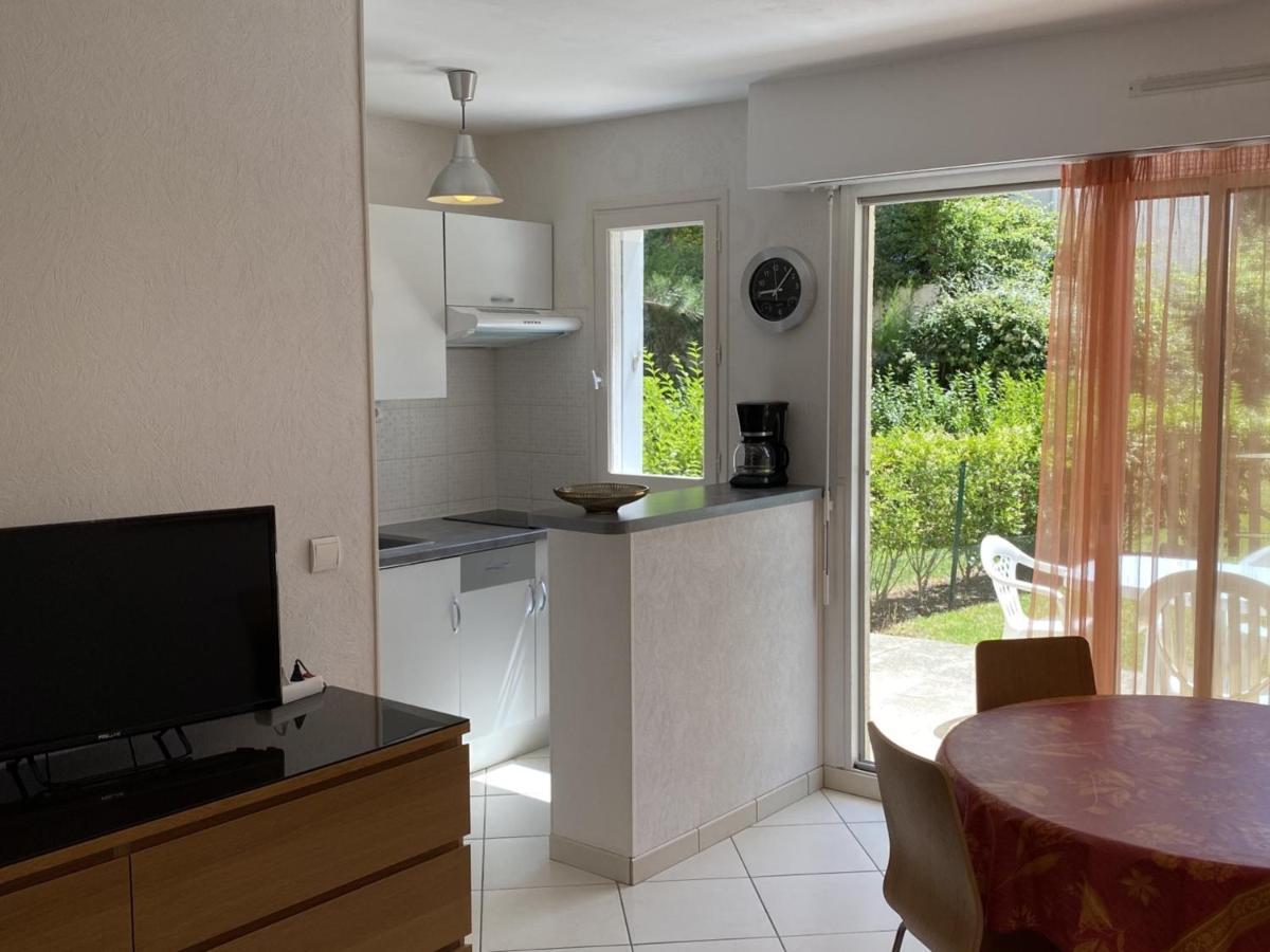 Cabourg : Studio Rez-De-Jardin Proche Plage, Animaux Acceptes, Tv, Wi-Fi Optionnel - Fr-1-487-331 Exterior foto